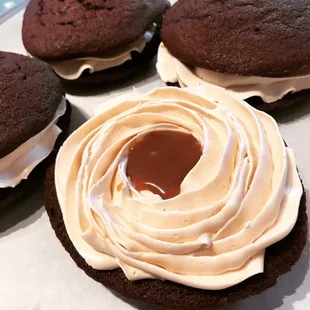 Mocha caramel whoopies