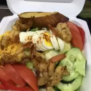 House Salad with Jerk Shrimp