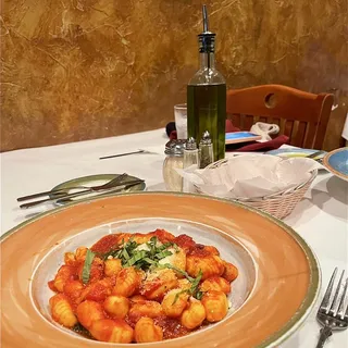 Gnocchi al Pomodoro e Basilico