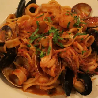 Spaghetti Ai Frutti Di Mare