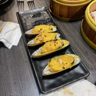 A11. Baked Mussels