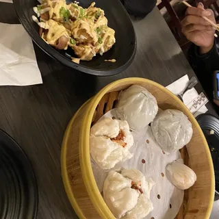 D14. Fried Wonton with Spicy Mayonnaise Sauce