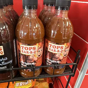 ows a variety of drinks