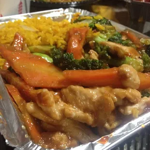 Chicken and broccoli combo