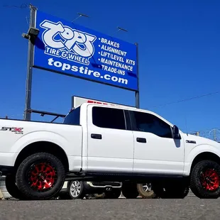 Fuel Offroad Covert in Candy Red
