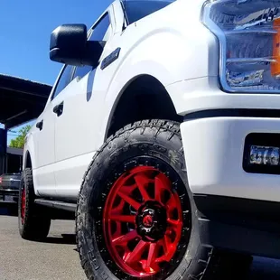 Fuel Offroad Covert in Candy Red
