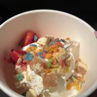 Frozen yogurt