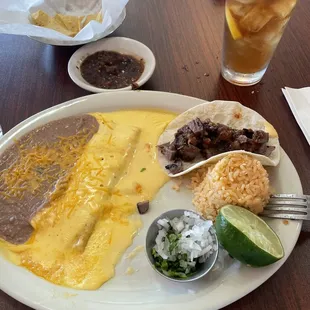 Fajita taco and cheese enchilada