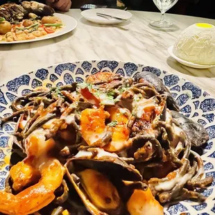 SQUID INK BUCATINI FRA DIAVOLO
