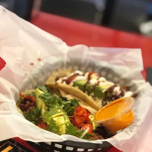 Mofaux &amp; The Washingtontian taco