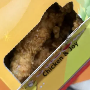 the inside of a chicken and joy box