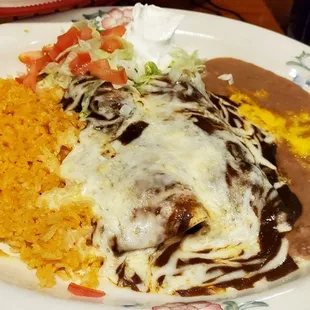 Chicken enchiladas mole.