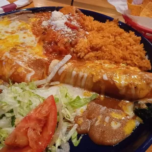 Chile Relleno, Spinach Enchilada, Cheese Enchilada, beans &amp; rice