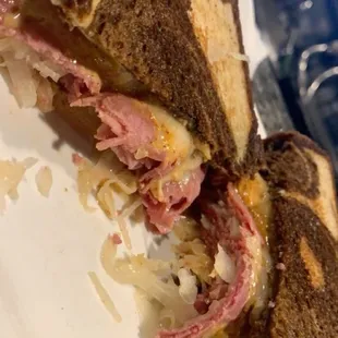 Tore the sandwich apart, did not come out looking like this ;)