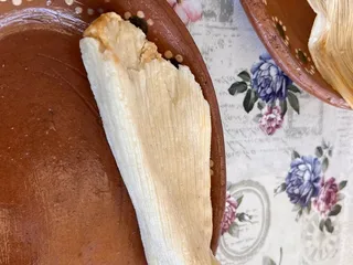 Leonel's Fresh Tamales