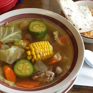 Caldo de res