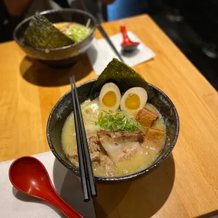 noodles, noodle soup, ramen, ramen and noodles, food, noodle dish