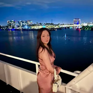 Grace K.
