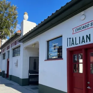 Very cool building, setting, and vibe!