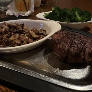 filet and sautéed mushrooms