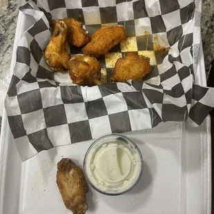 fried chicken wings, poultry, bbq chicken, chicken, chicken wings, food, chicken wings and fried chicken, fried chicken, bbq wings