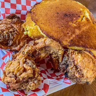 bbq chicken, fried chicken wings, food, poultry, chicken, fried chicken, bbq wings, chicken wings, chicken wings and fried chicken