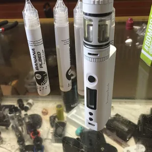 New vape and house made juices!!!