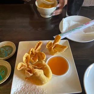 Crab Rangoon (4)