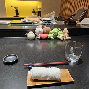 Oshibori to start... for clean hands!