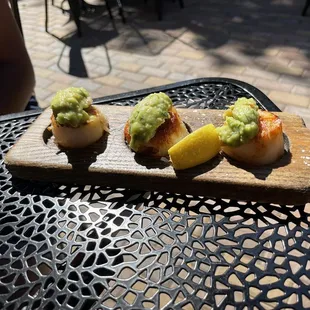 Scallops and guacamole