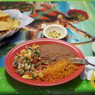a plate of mexican food