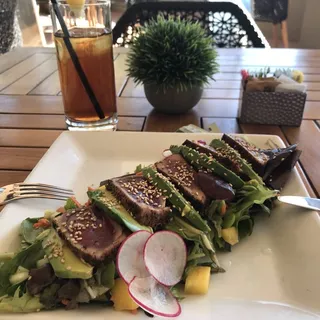 Ahi Tuna Tataki*