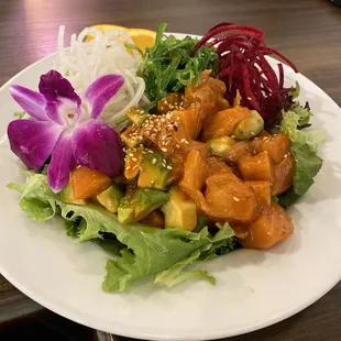 Poke salmon