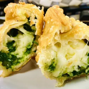 Spinach &amp; cheese empanada