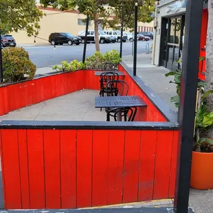 Outdoor seating. Limited, but it&apos;s cold out here anyway.