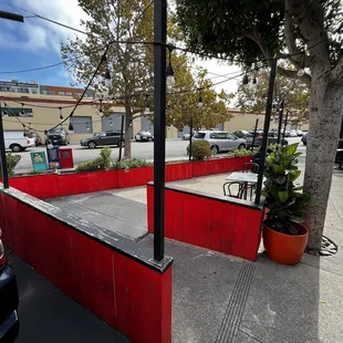 Outdoor seating parklet