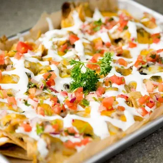 CHILI VERDE NACHOS