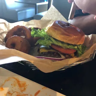 TAVERN BASIC BURGER