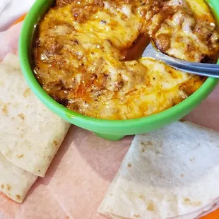 Queso con chorizo