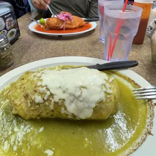 Green Wet Burrito de Tripa- Tripa Burrito