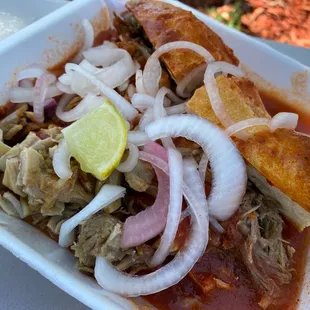 Torta de Carnitas y buche