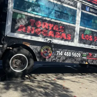 ramen and noodles, outside