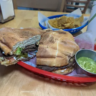 #1 milanesa de res beef $9.75