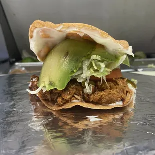 Tostada de Cochinita