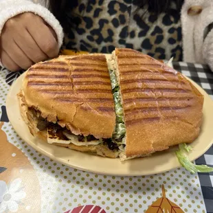 Carne Asada Tortas