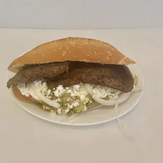 Torta de Chilaquiles