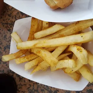 Papas con sason (seasoned fries)