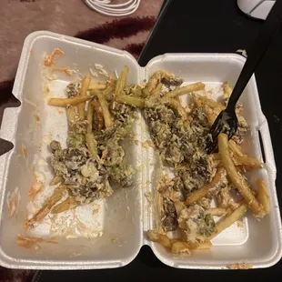 Look at the shredded cheese man smh that&apos;s all they put on this mf no salsa