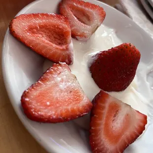 Strawberry dessert