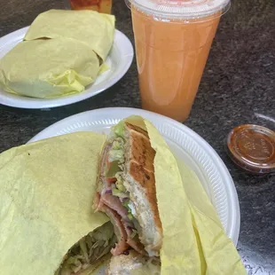 Torta de azada, agua de melón